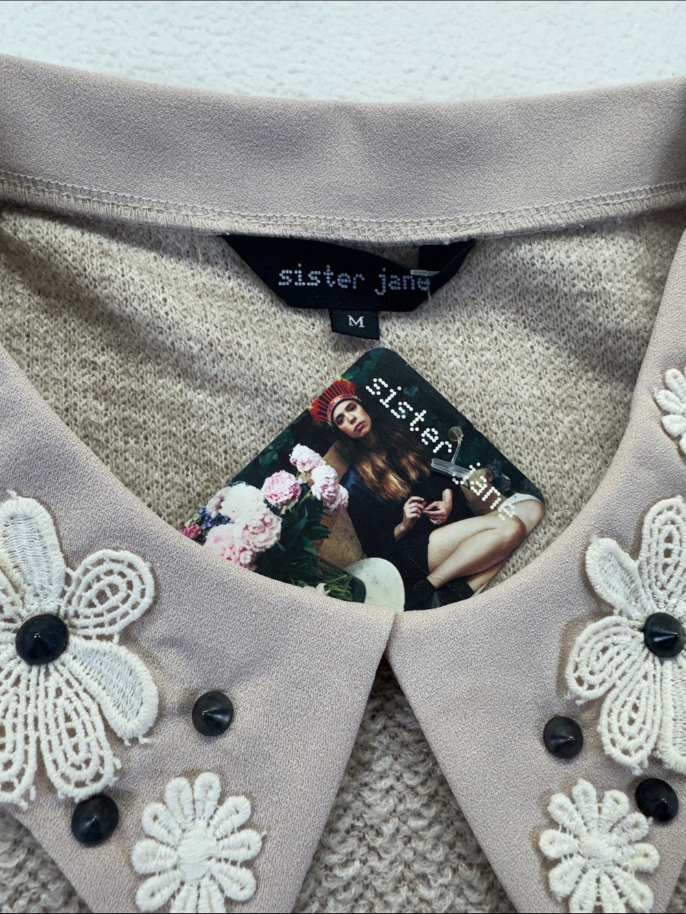 Sister Jane Embellished Floral Peter Pan Collar Knit Top Beige Size M NWT - Picture 4 of 8